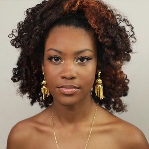 Meet your Posher, Genivah